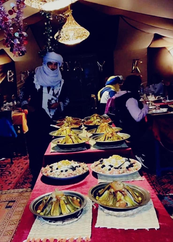 Hotel Tafouyte Luxury Camp Merzouga Habitación foto