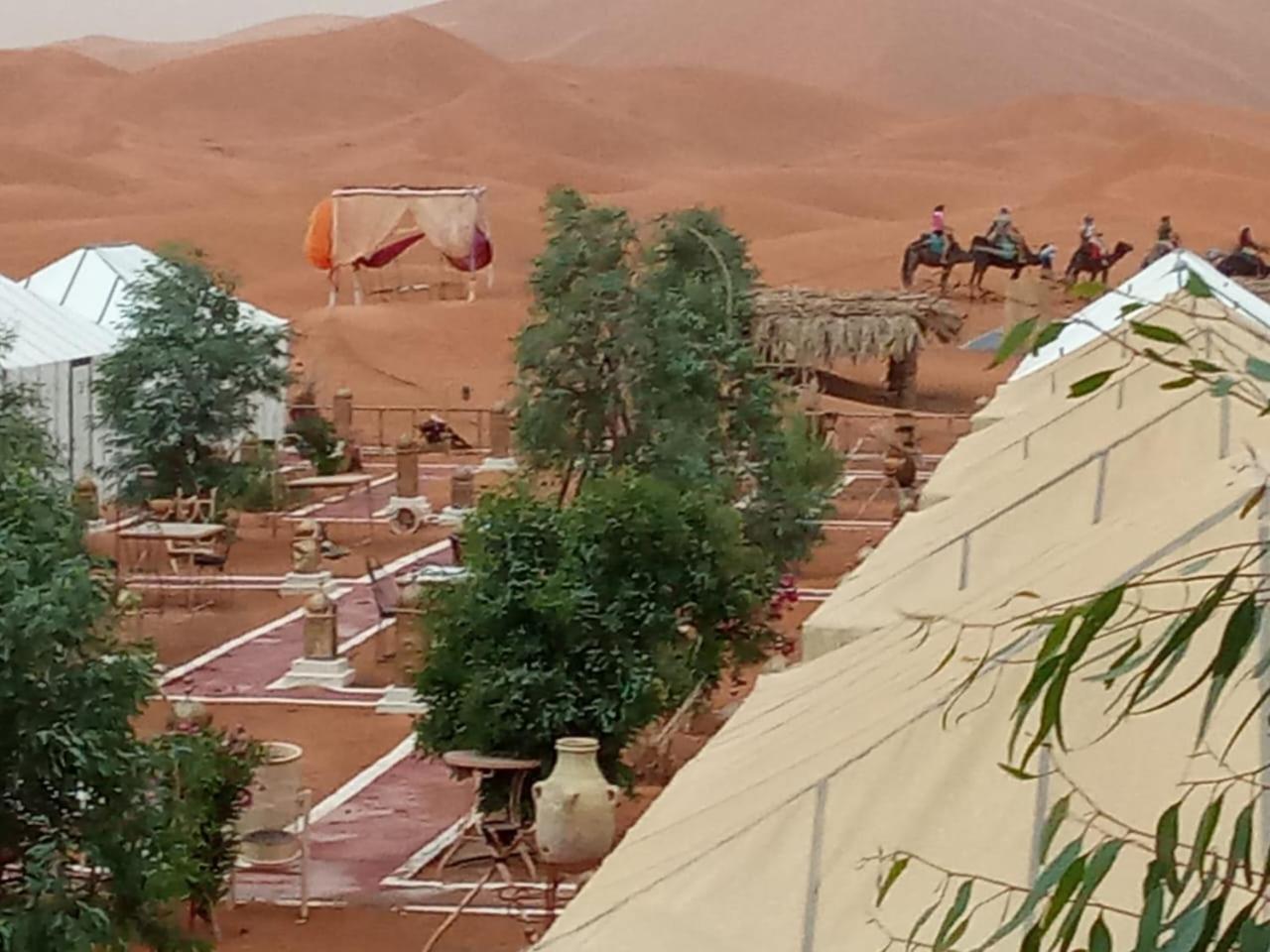 Hotel Tafouyte Luxury Camp Merzouga Habitación foto