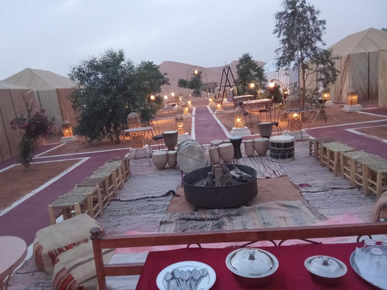 Hotel Tafouyte Luxury Camp Merzouga Exterior foto