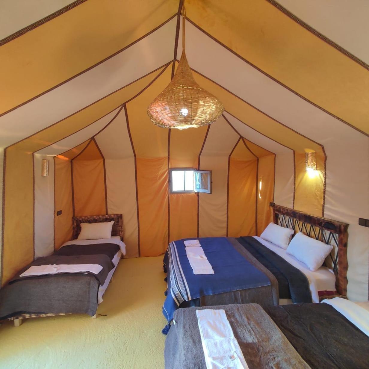 Hotel Tafouyte Luxury Camp Merzouga Habitación foto